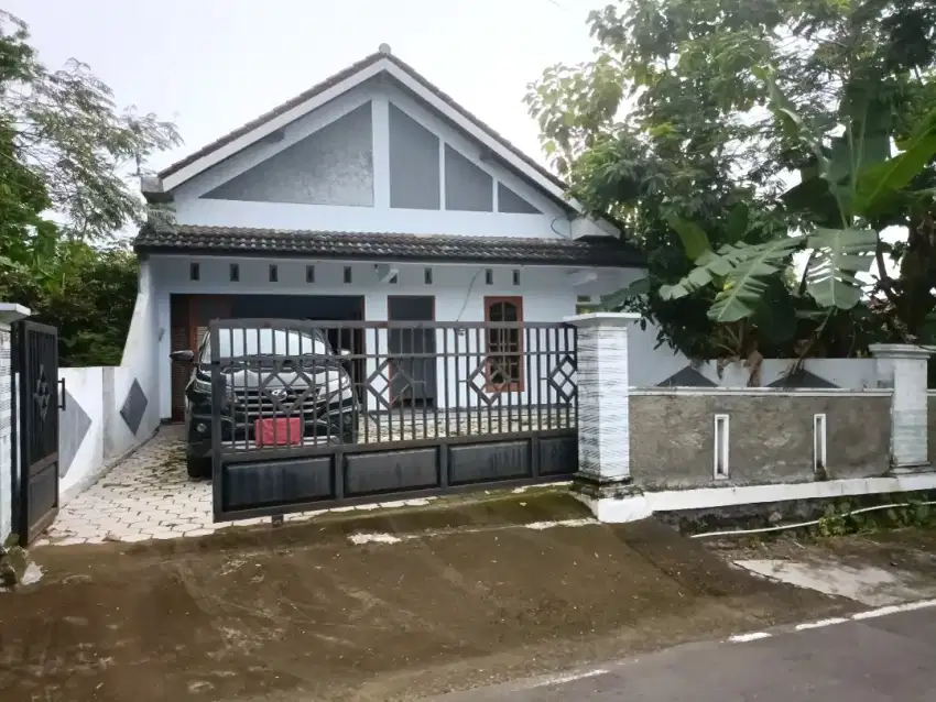 Disewakan Rumah Di Gempol Mojodoyong Kedawung Sragen dengan Tanah Luas