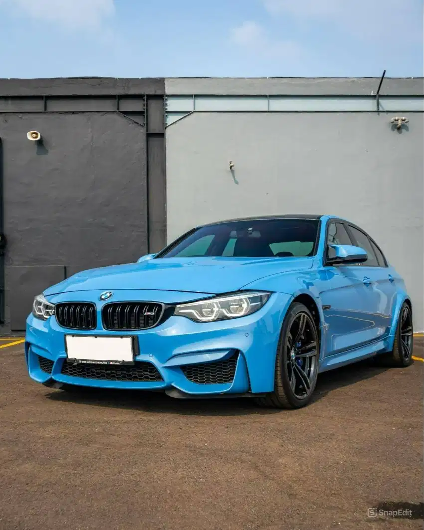 BMW M3 F80 LCI 2017 Yas Marina Blue Metallic