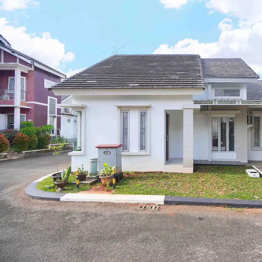 Dijual, Rumah Legenda Wisata, Bogor, 3 Kamar, J-11633