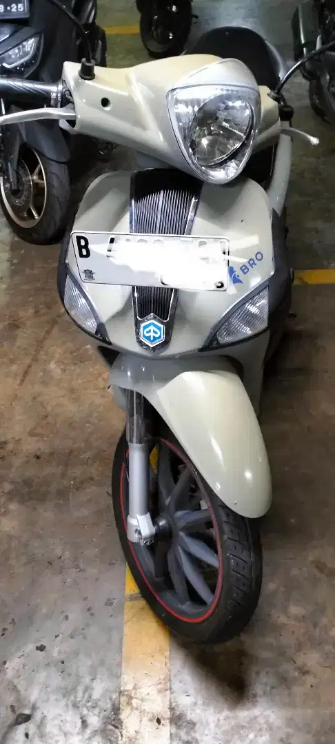 PIAGGIO LIBERTY TAHUN 2014 PAJAK HIDUP MESIN SEHAT TERAWAT