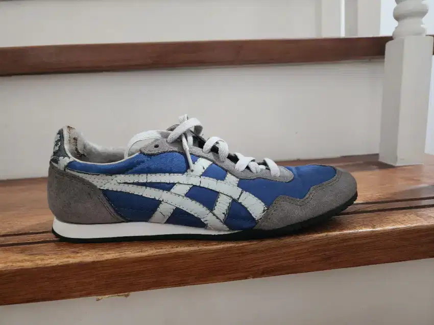 onitsuka made in vietnam size 38