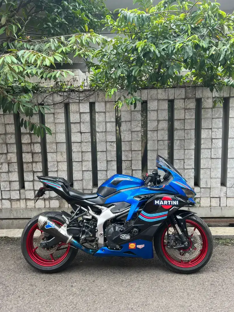 Dijual Kawasaki Ninja ZX25R Istimewa