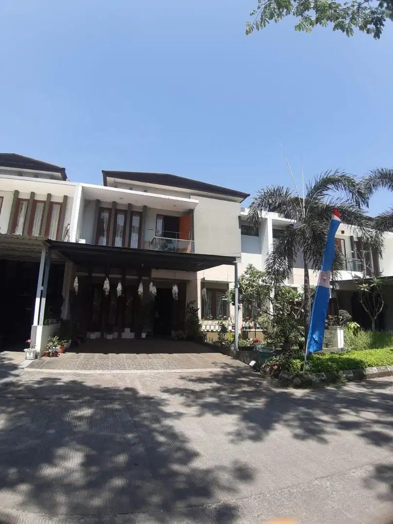 Dijual Rumah di perumahan Cherryfield