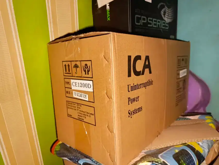 UPS merk ICA 1200CE ada baterai nya