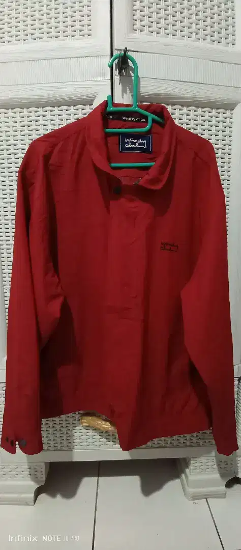 DIJUAL CEPAT MURCE MERK Windy Club* *Jaket Fashion Merah* Preloved