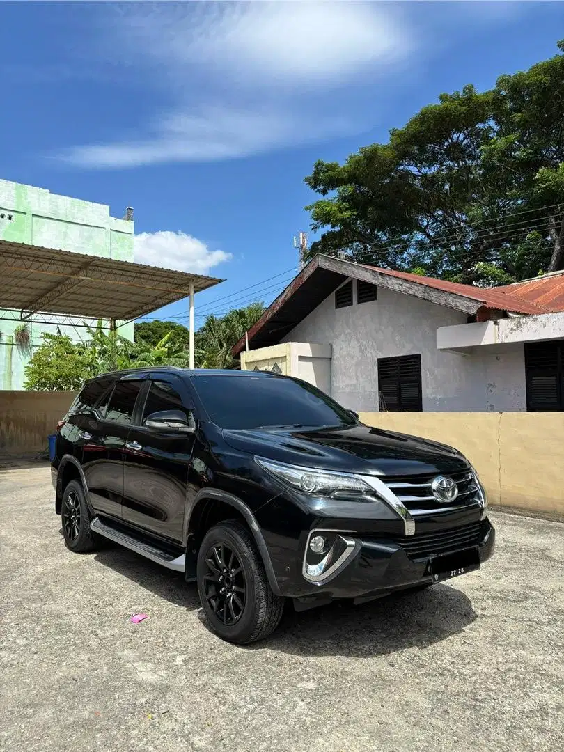 TOYOTA FORTUNER VRZ AT 2017