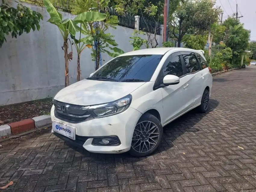 DP RENDAH Honda Mobilio 1.5 E Bensin-AT 2018 Putih LKU