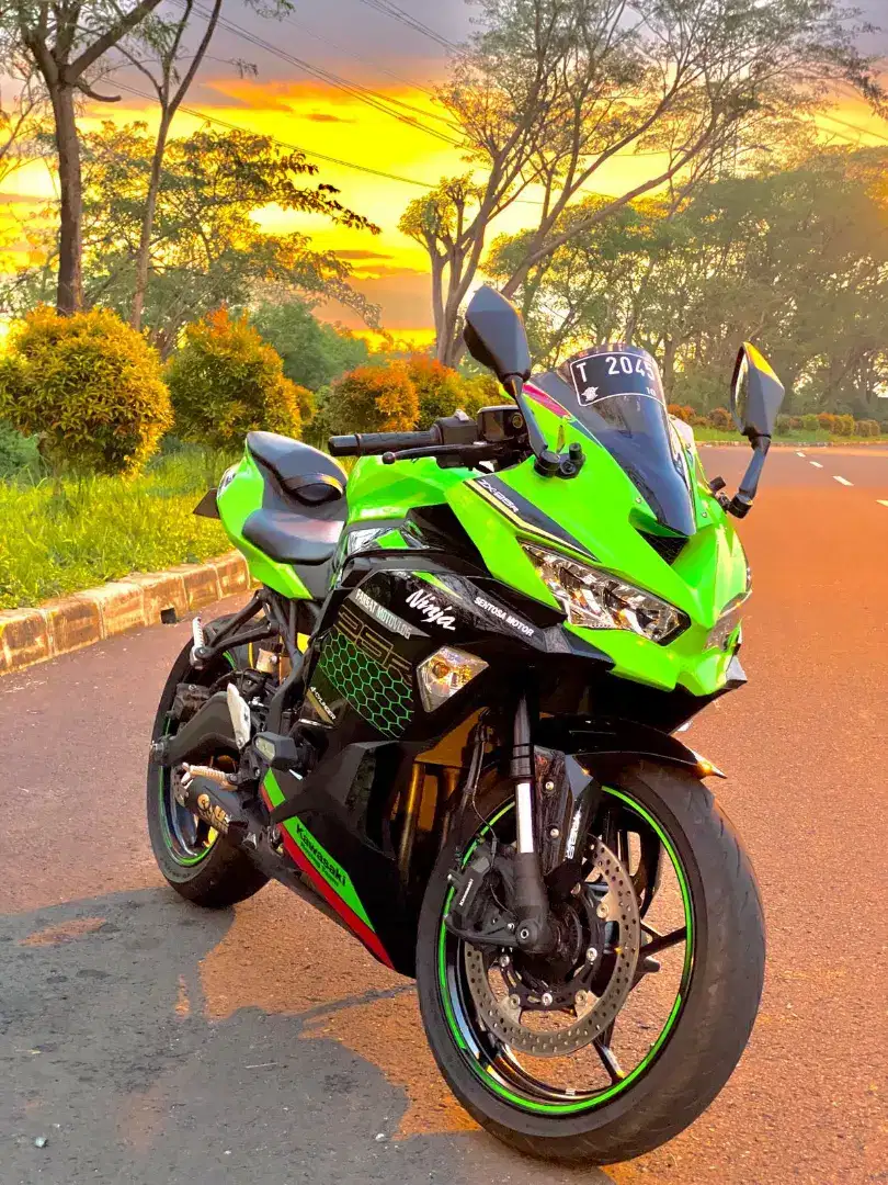 Kawasaki ZX25R 2021