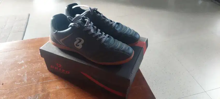 Sepatu Futsal Brizo