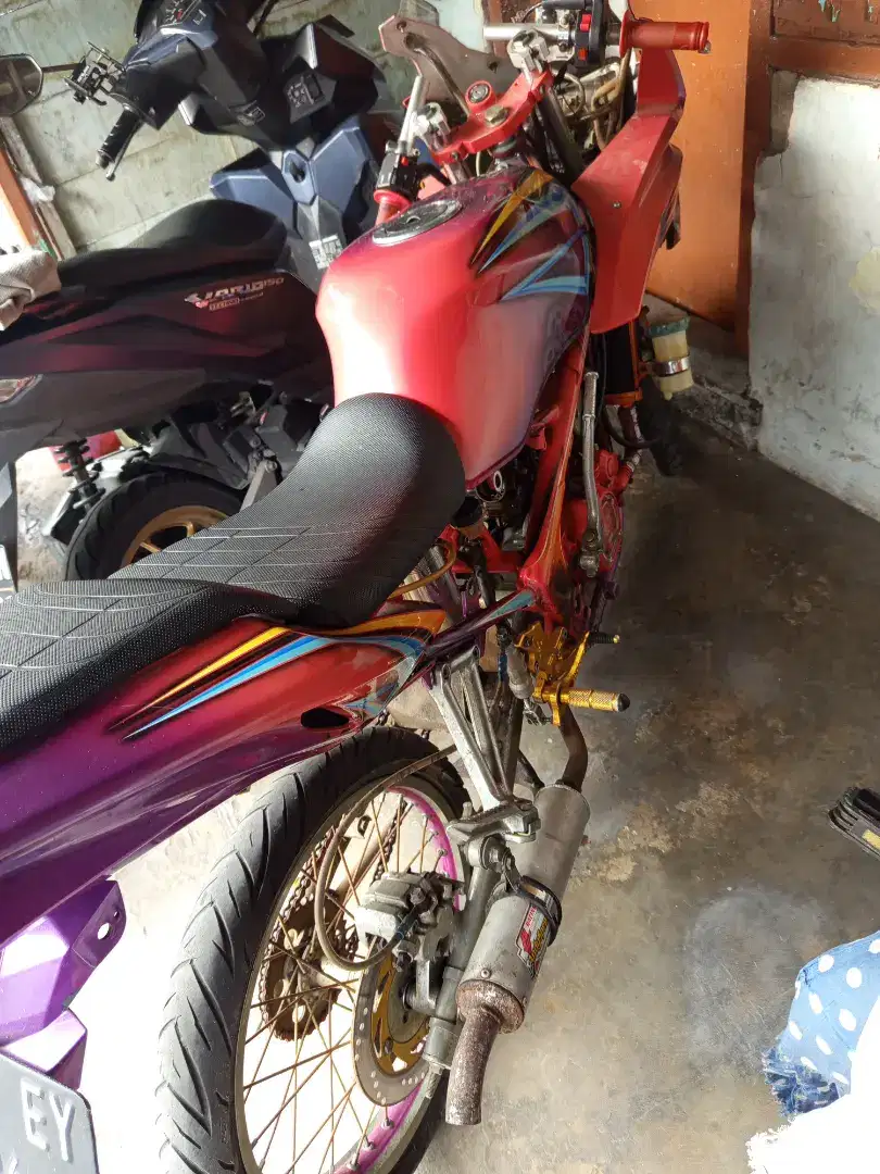 Timbang gk kepake. Jual aja ninja rr