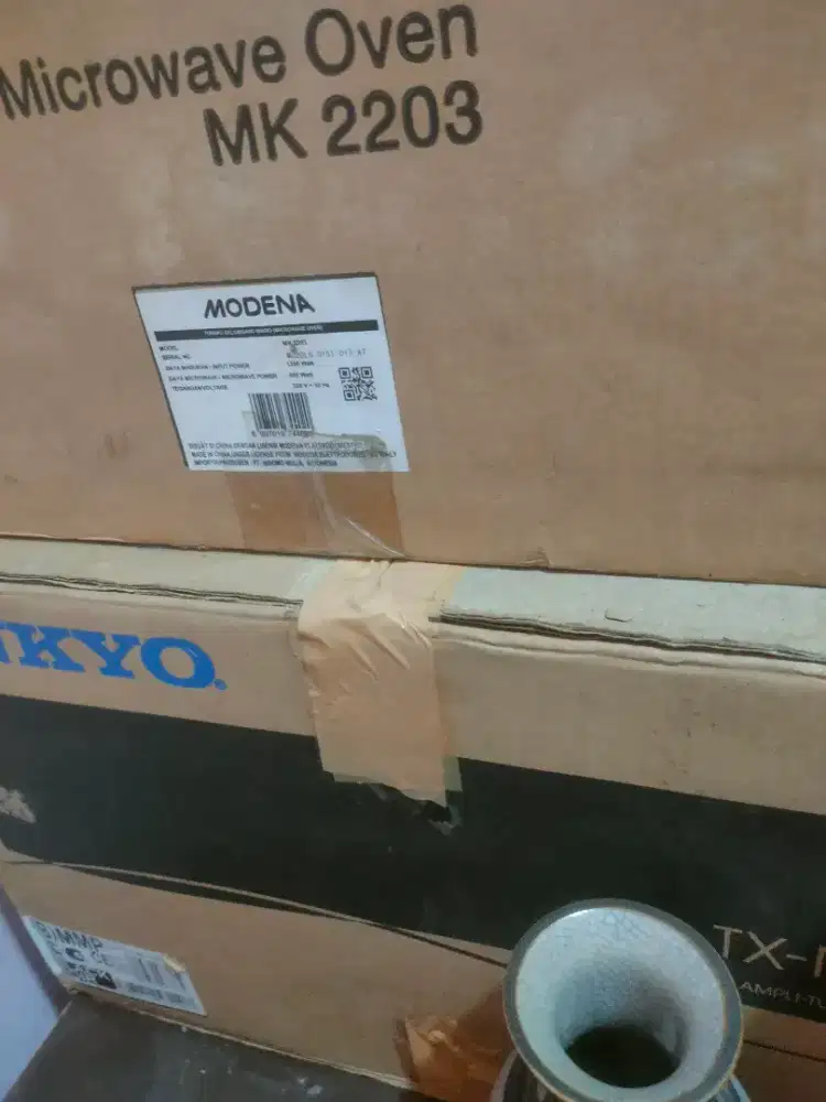 Microwave Modena MK 2203