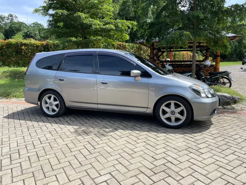 Honda Stream 2005 Bensin