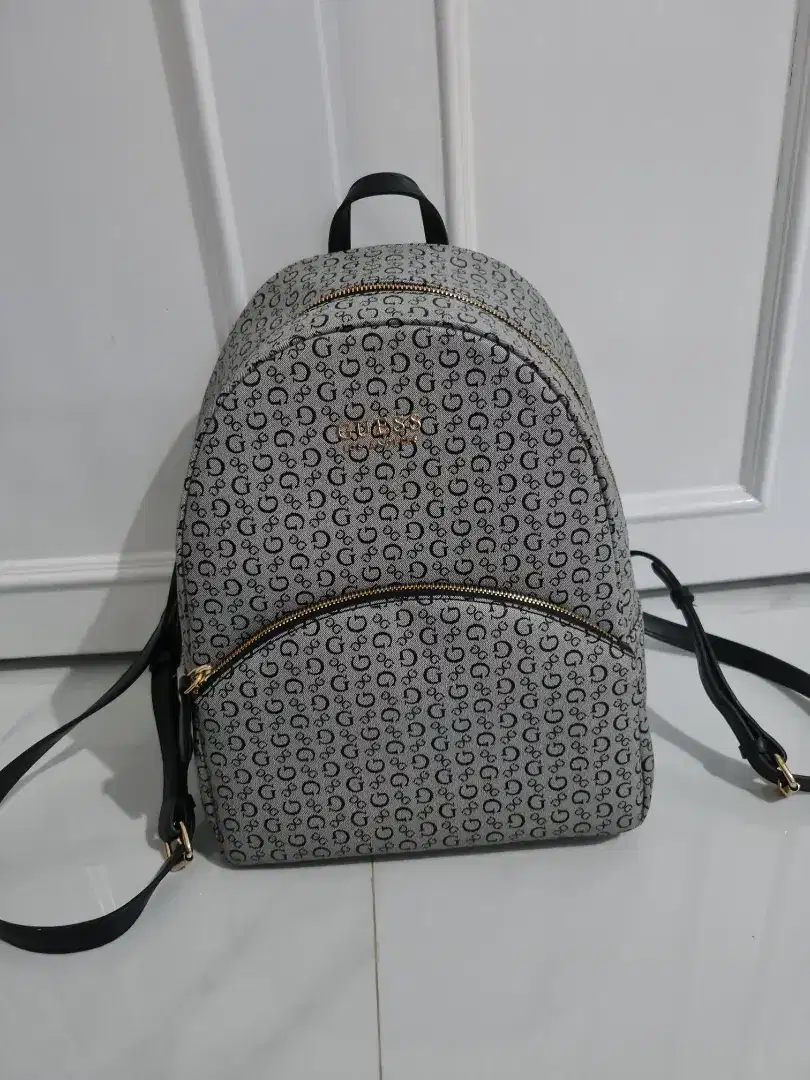 Preloved Tas Ransel Guess Ori