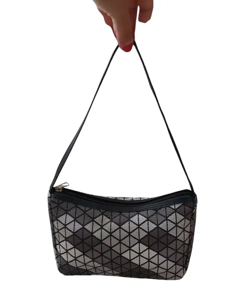 Mini shoulder bag motif