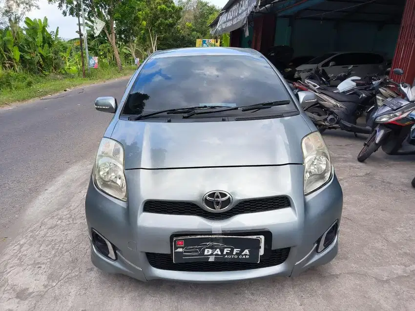 DP 5jt.Toyota Yaris E 2013 Matic