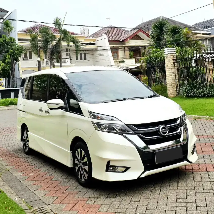 Km 36.000 Nissan Serena HWS 2.0AT 2019