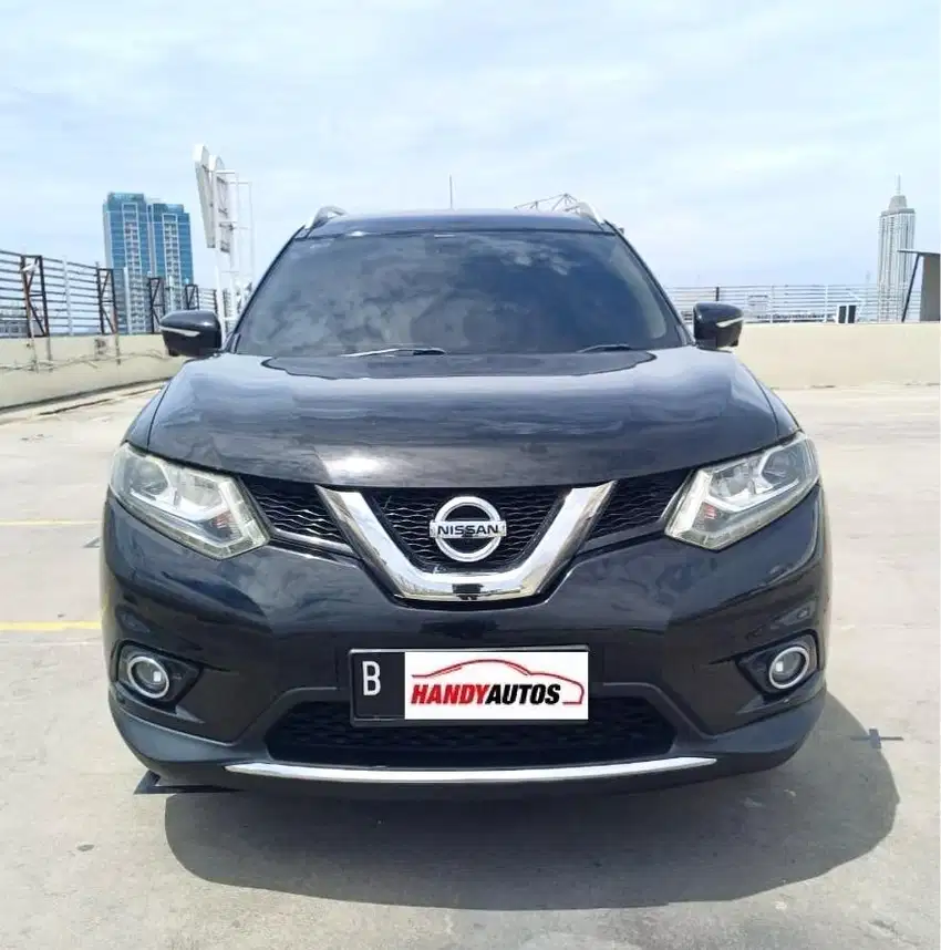 Nissan Xtrail 2.5 Tahun 2015 Hitam Automatic