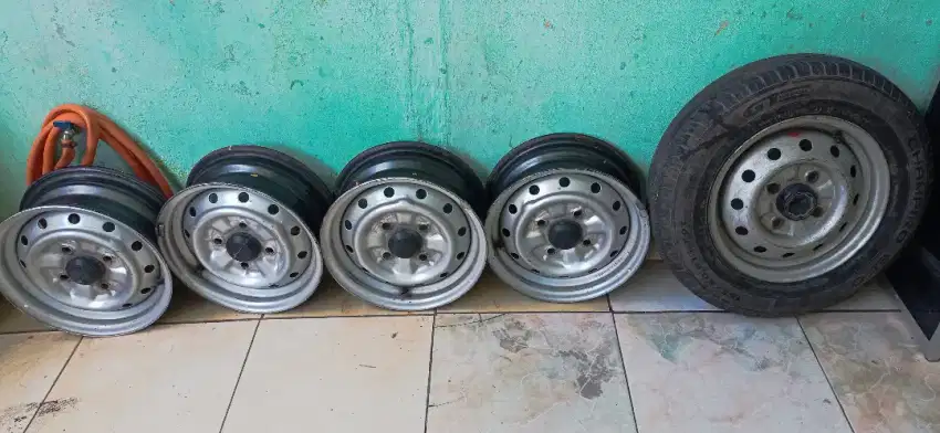 Jual Velg r13 bawaan xenia 5 buah & 1 ban 155/80