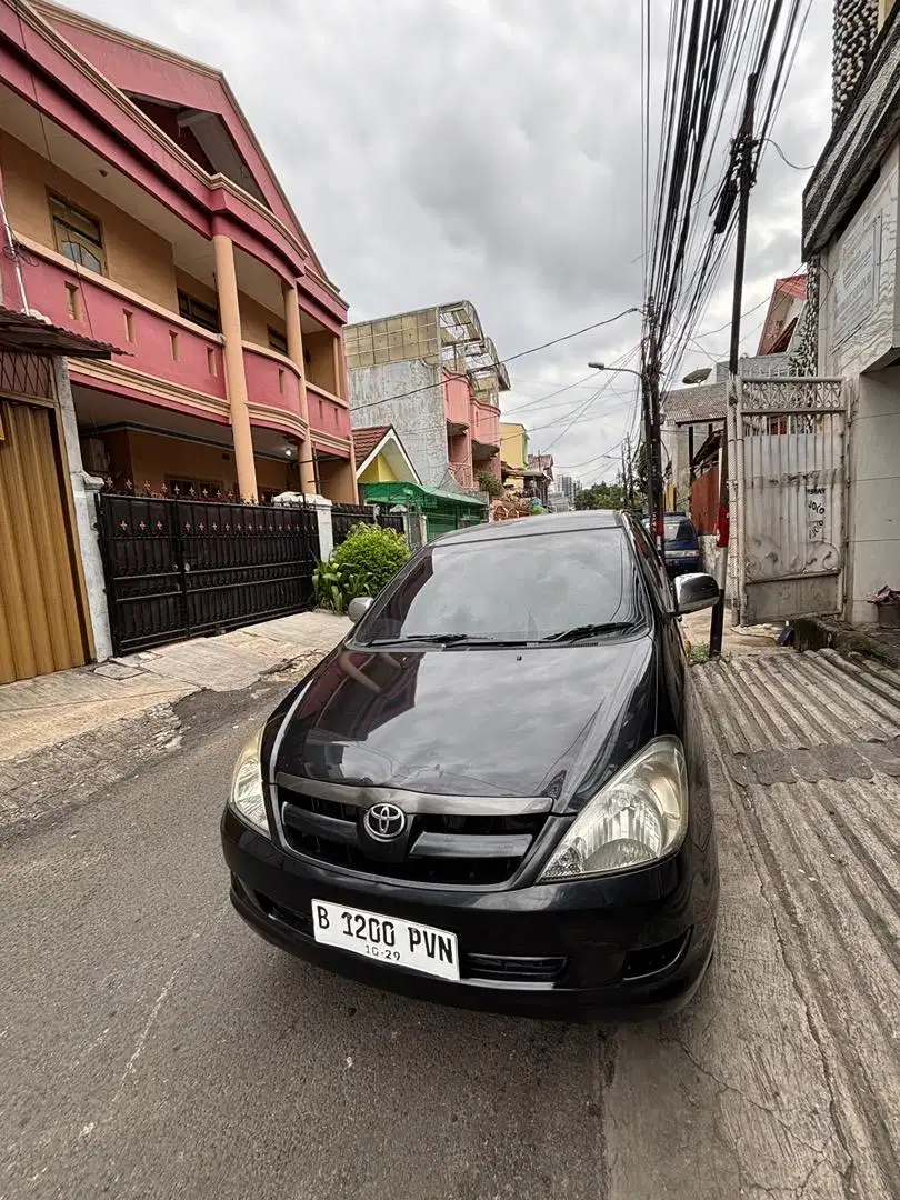 Kijang innova / inova E 2006 MT pajak baru