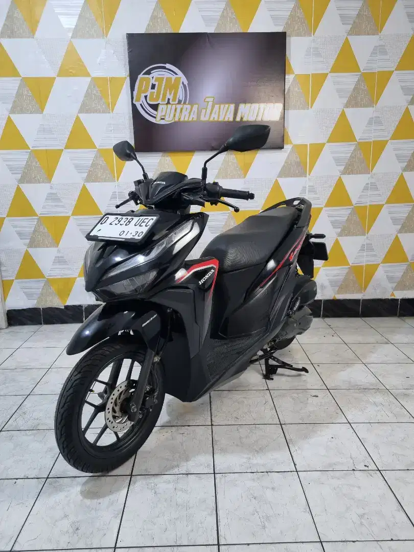 Vario 125 cbs 2019 cash & lredit