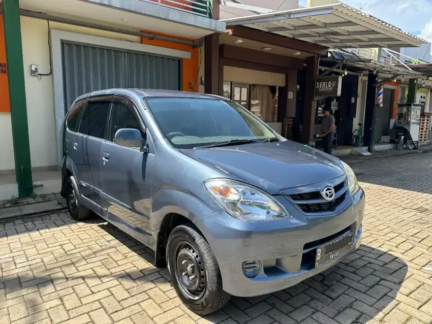 CASH Daihatsu Xenia Li mt 2010