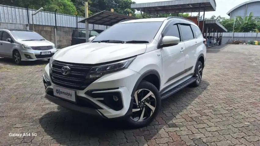 Pajak Panjang - Toyota Rush 1.5 S GR Sport Bensin-MT 2021(DFA)