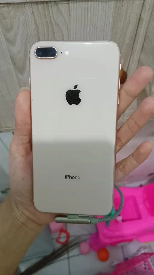 Dijual Iphone 8+ 64gb