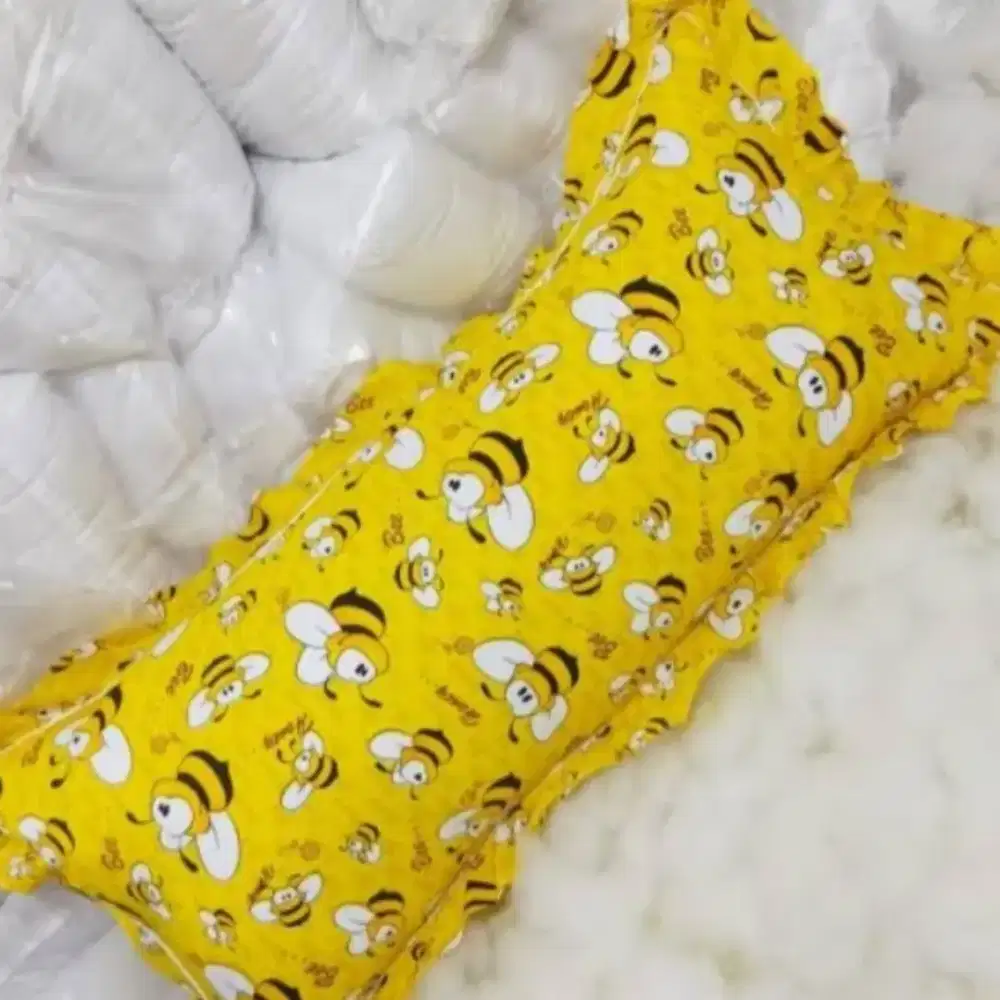 Bantal cinta panjang dan guling