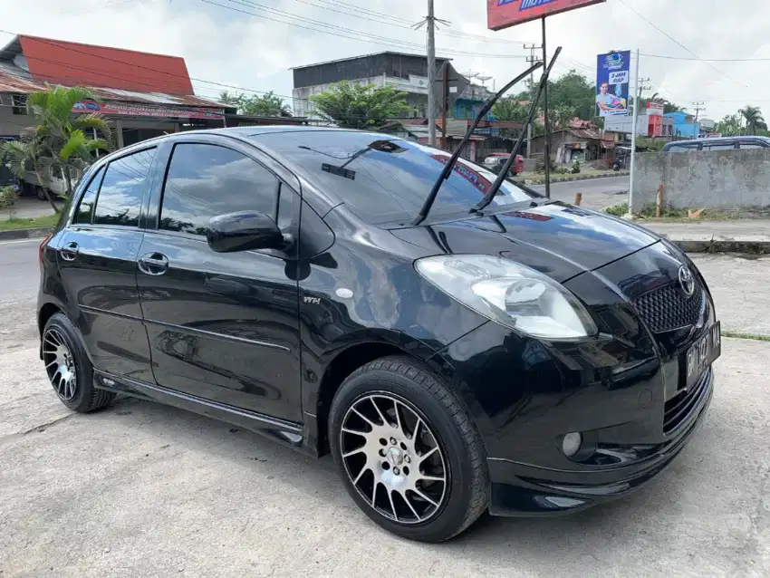 Yaris S Limited 2006