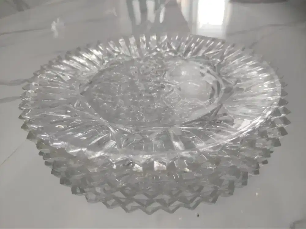 Piring Kaca Embossed Fruit Design