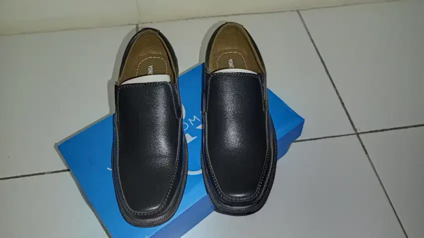 Sepatu Formal Yongky Komaladi 40