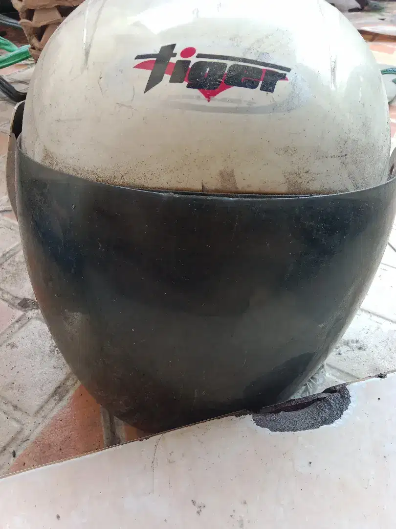 sale helm motor merk tiger dengan harga promo