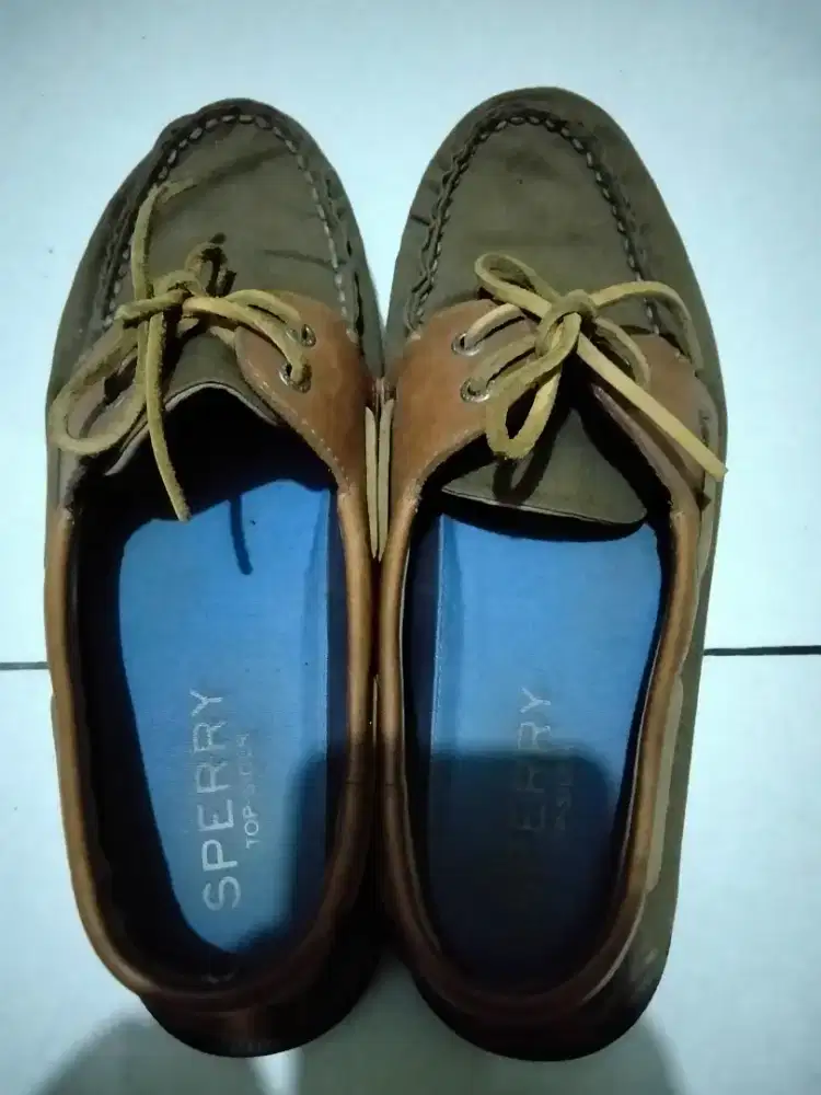 Sepatu sperry top sider
