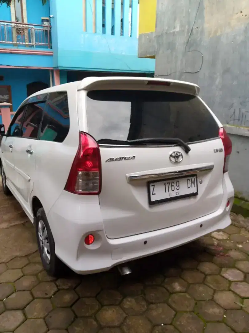 Jual mobil Avanza tipe g tahun 2012