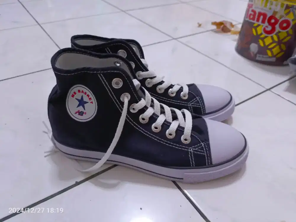 Sepatu Sekolah MB Basket Size 39