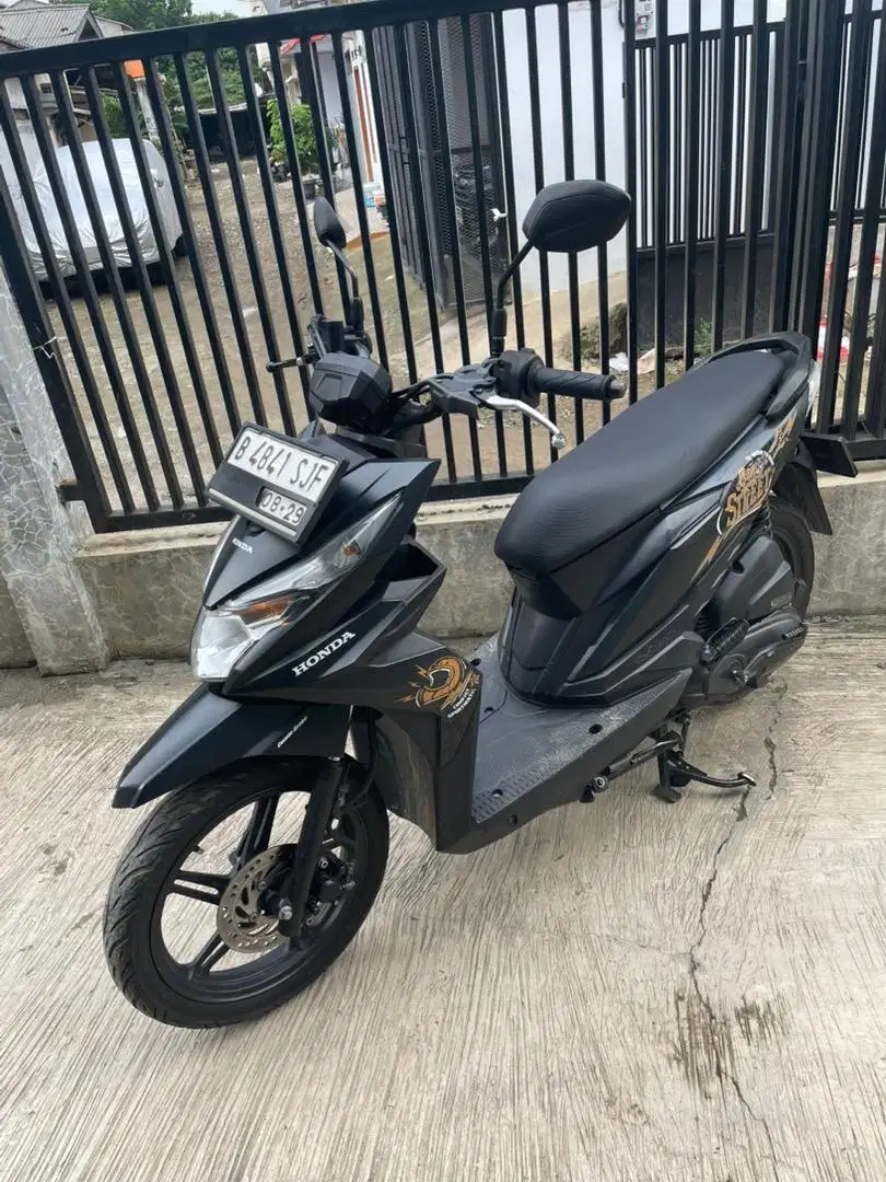 Honda beat street tahun 2019