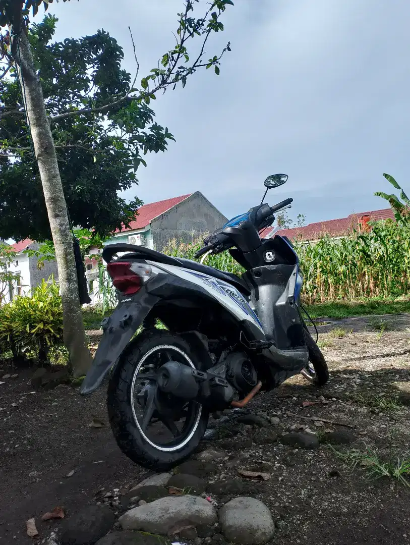 Dijual motor beat 2013