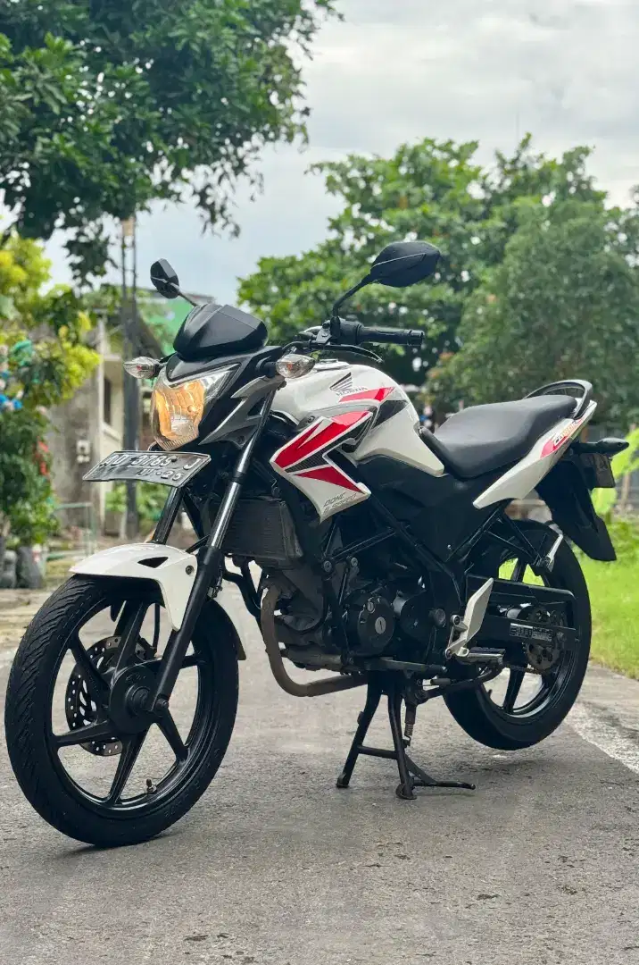 Honda CB150R Komplit AD