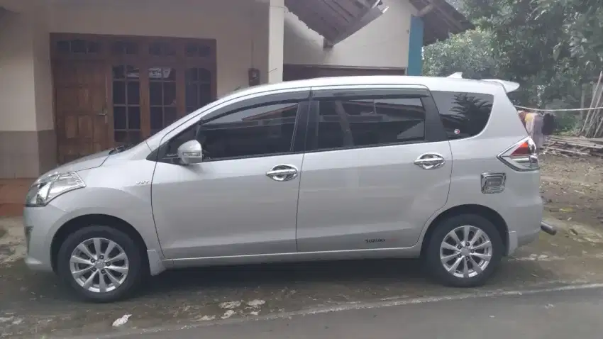 Suzuki ertiga GL 2014 manual warna silver full variasi