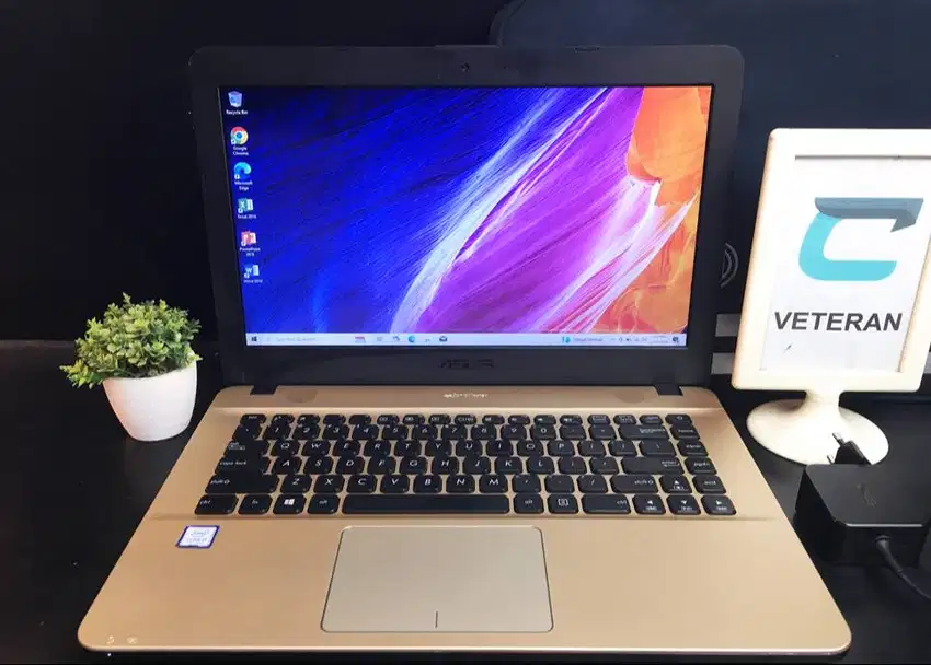 Laptop Asus core i3 gen 7 Ram 8gb lancar kerja kantoran atau kuliah