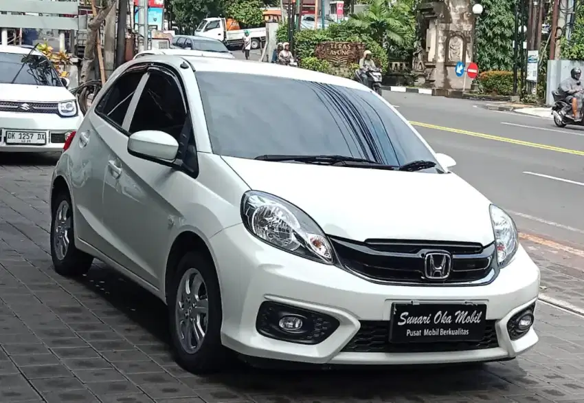 BRIO E SATYA MATIC 2017 PLAT BALI LOW KM SIAP PAKAI