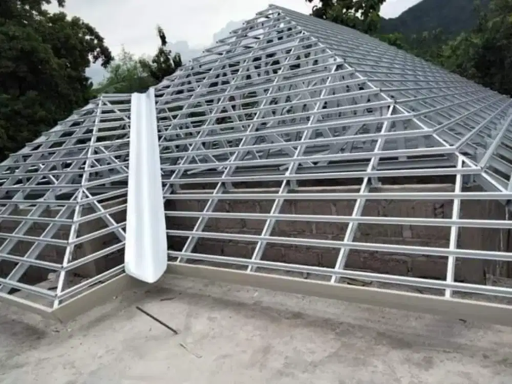 Baja ringan bongkar pasang atap lama ganti baja ringan