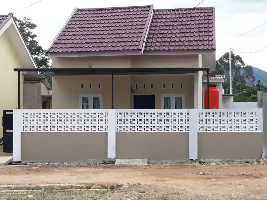 Rumah baru & cantik dikontrakkan