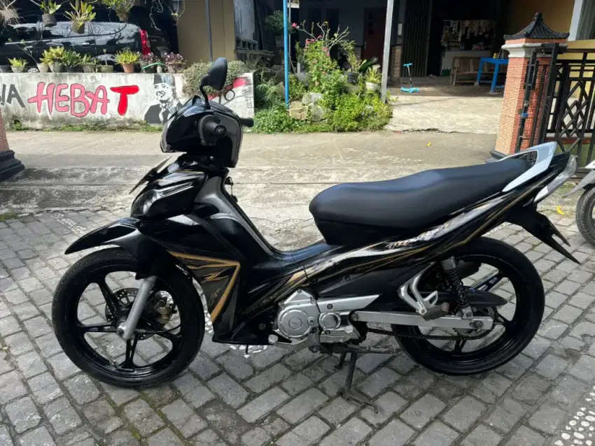 Jupiter Z thn 2010 plat AB BANTUL