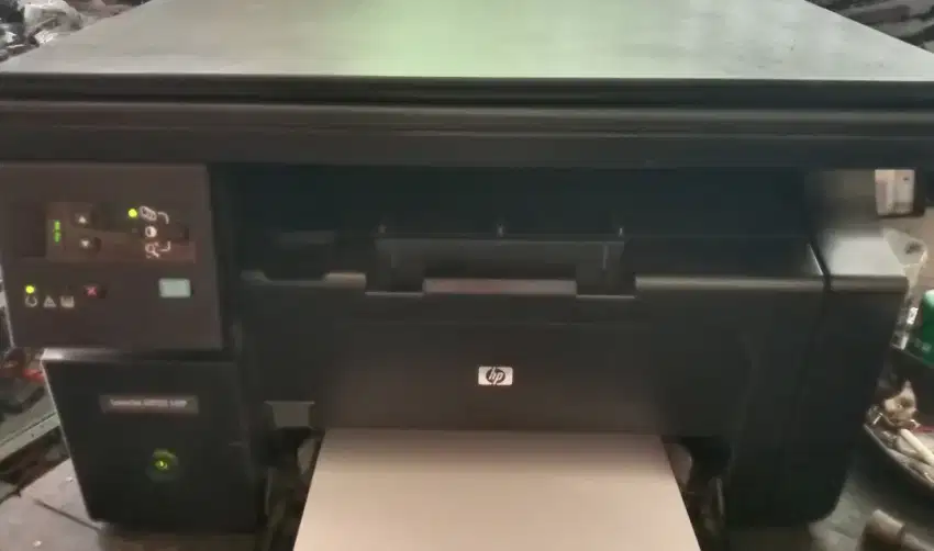 Printer HP LaserJet mfp 1132 print, scan, copy  siap pakai