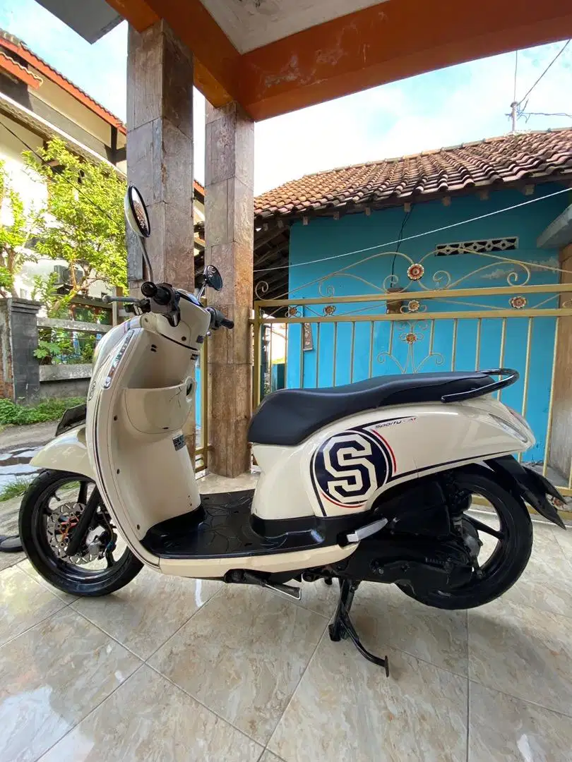 Dijual Scoopy FI 2015