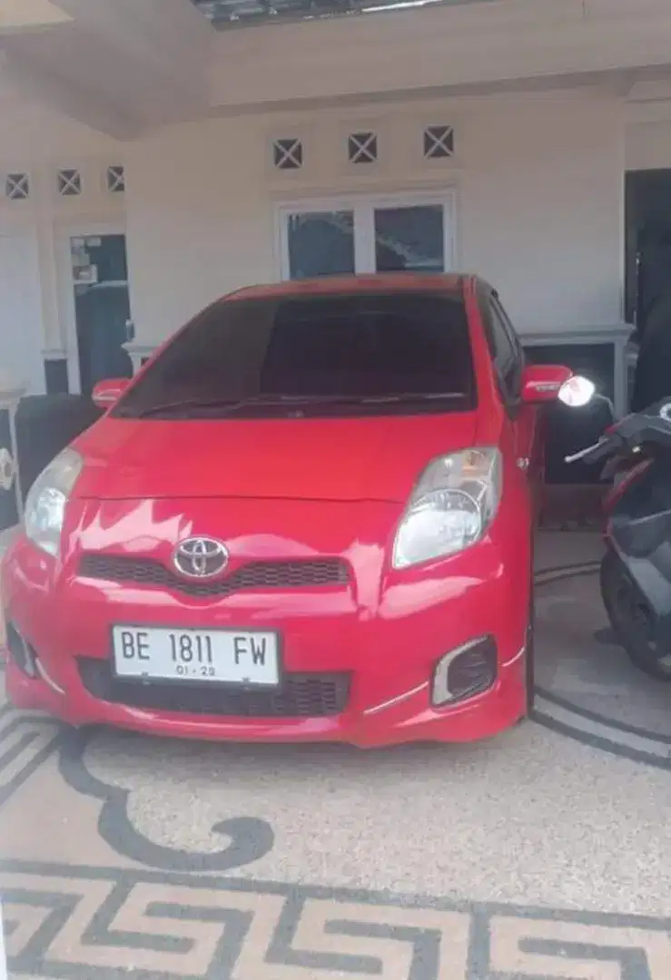 Toyota Yaris tahun 2013