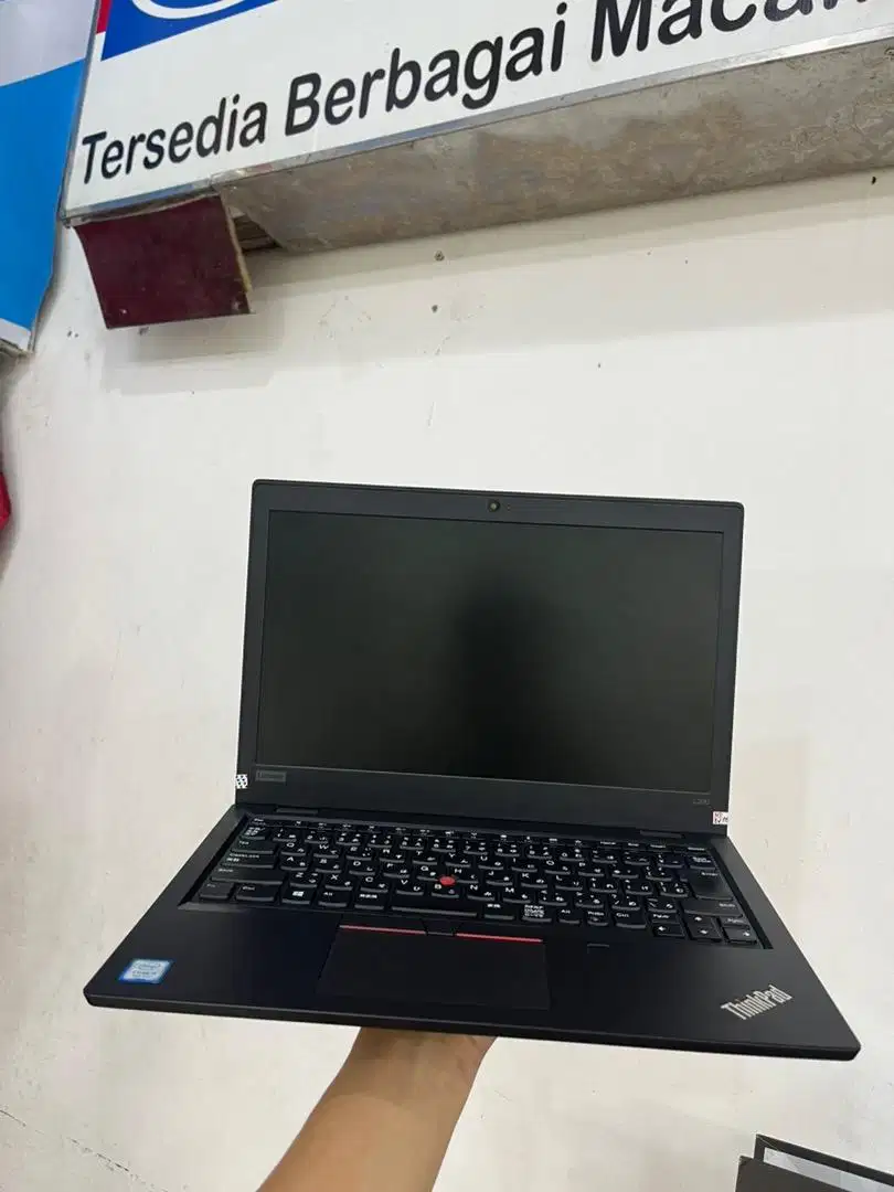 LAPTOP LENOVO THINKPAD INTEL CORE i5 RAM 8GB SSD 256GB SIAP PAKAI