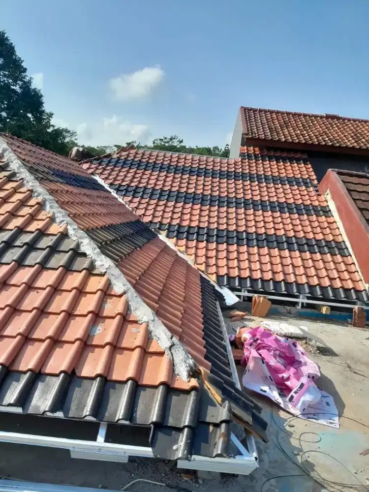 Baja ringan (SNI) . Bongkar pasang atap lama ganti baja ringan