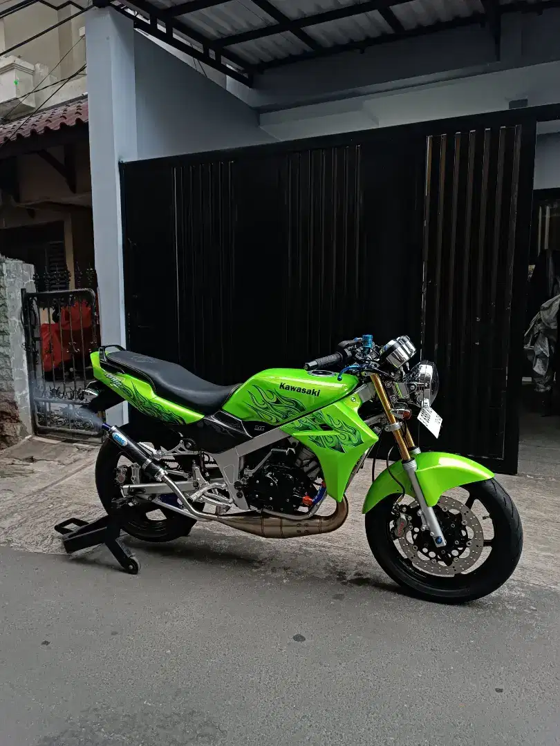 KAWASAKI NINJA SS